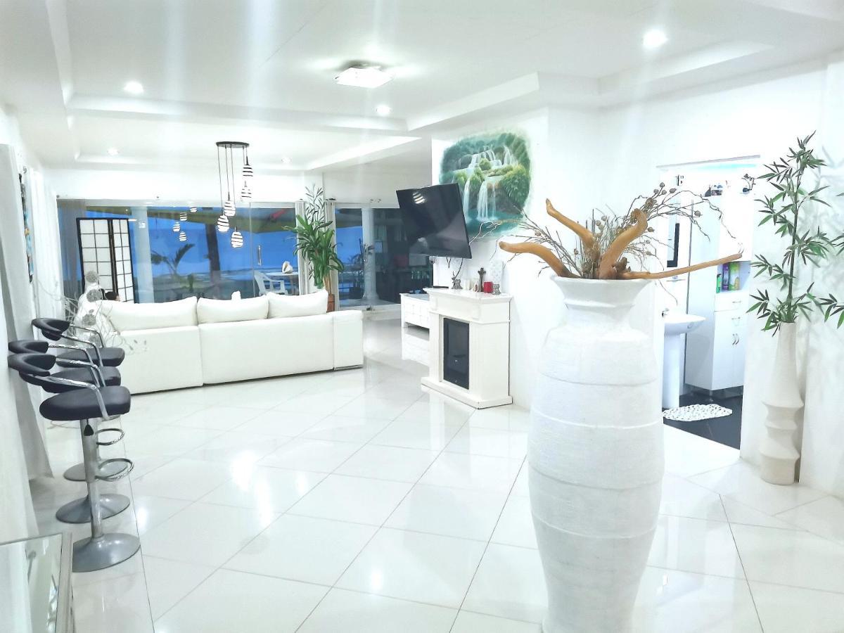 Beach Front White House Villa Maria  Екстер'єр фото