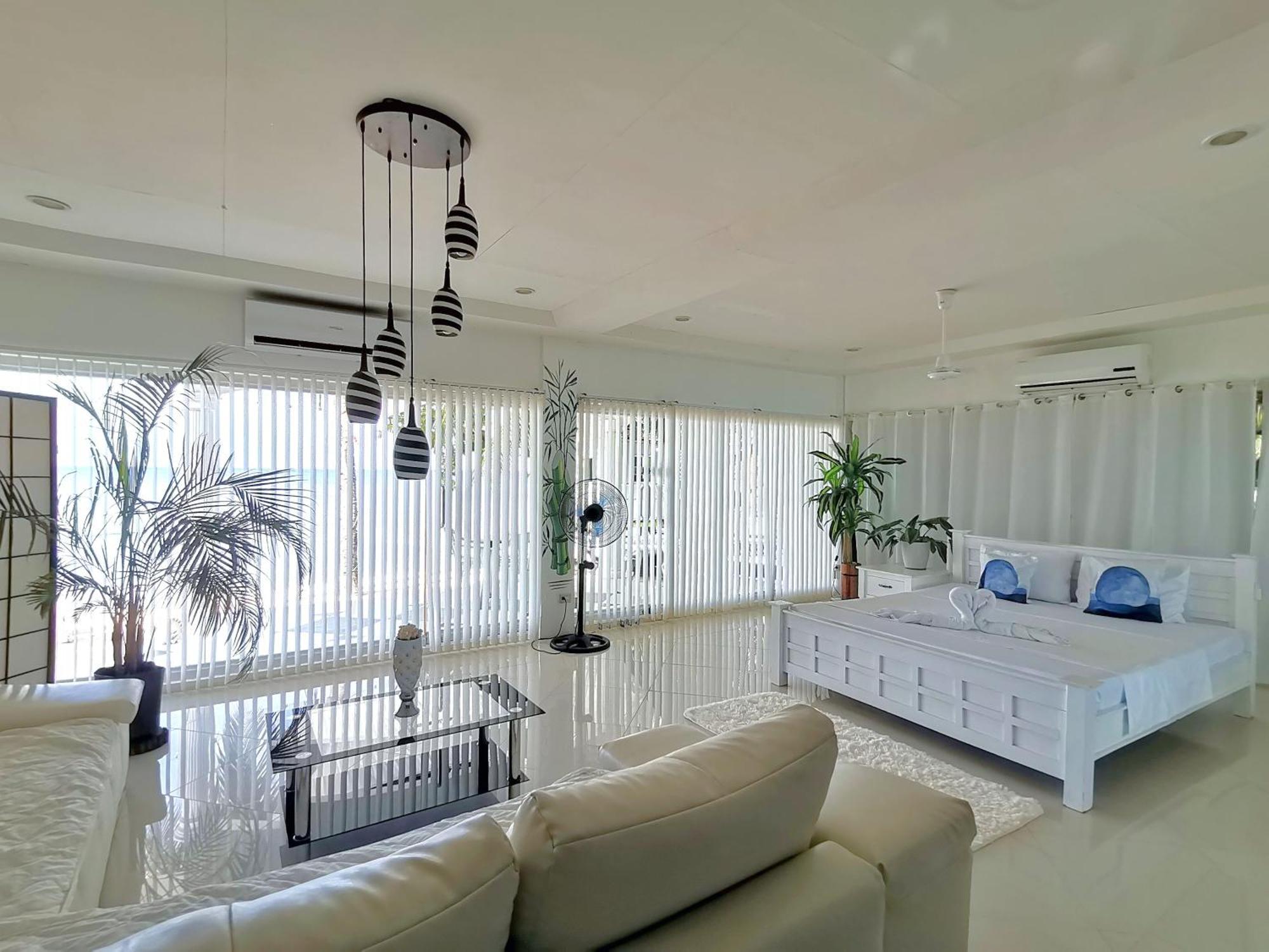 Beach Front White House Villa Maria  Екстер'єр фото
